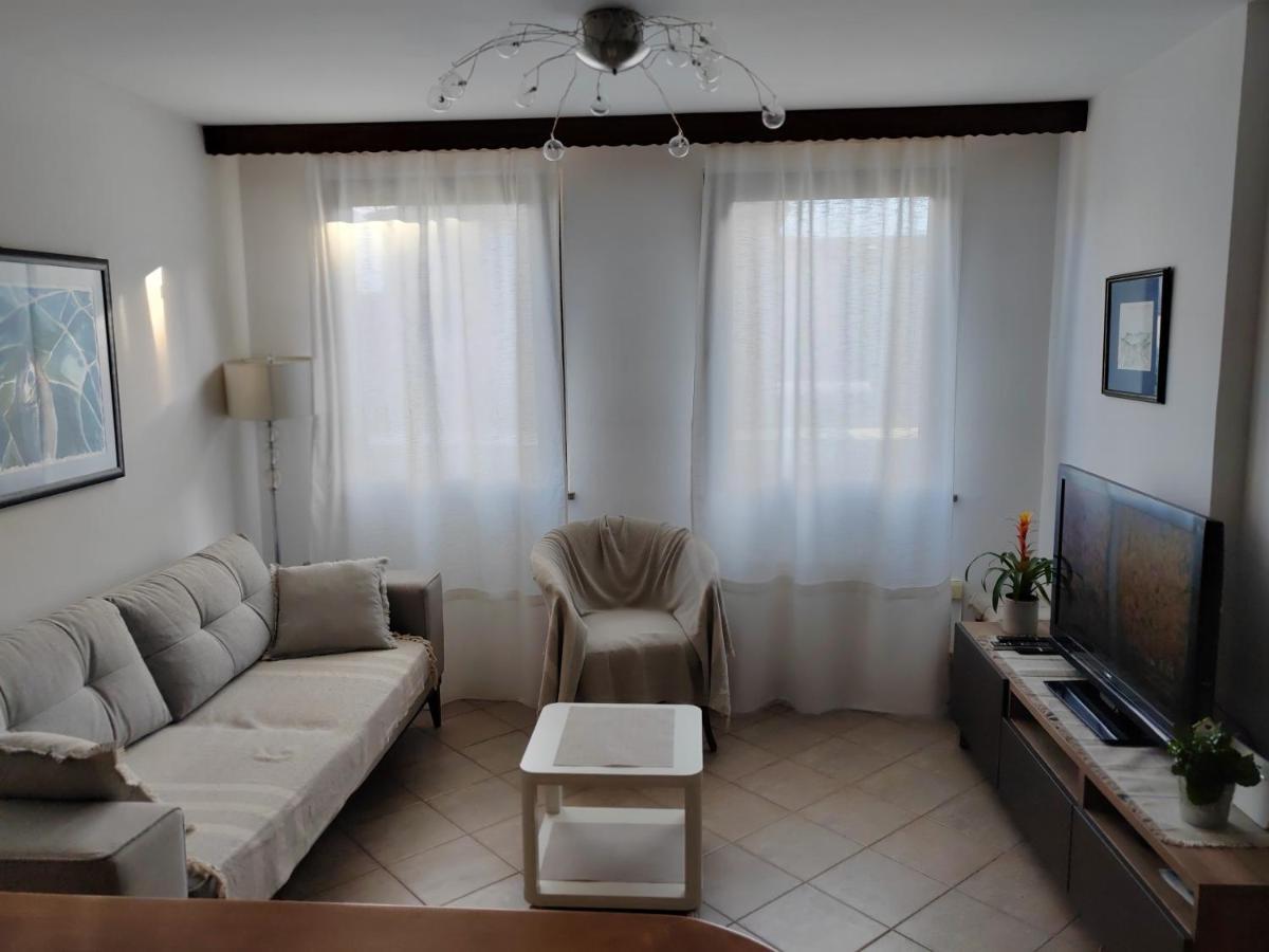 Appartamento App Mirjana Novigrad Istria Esterno foto