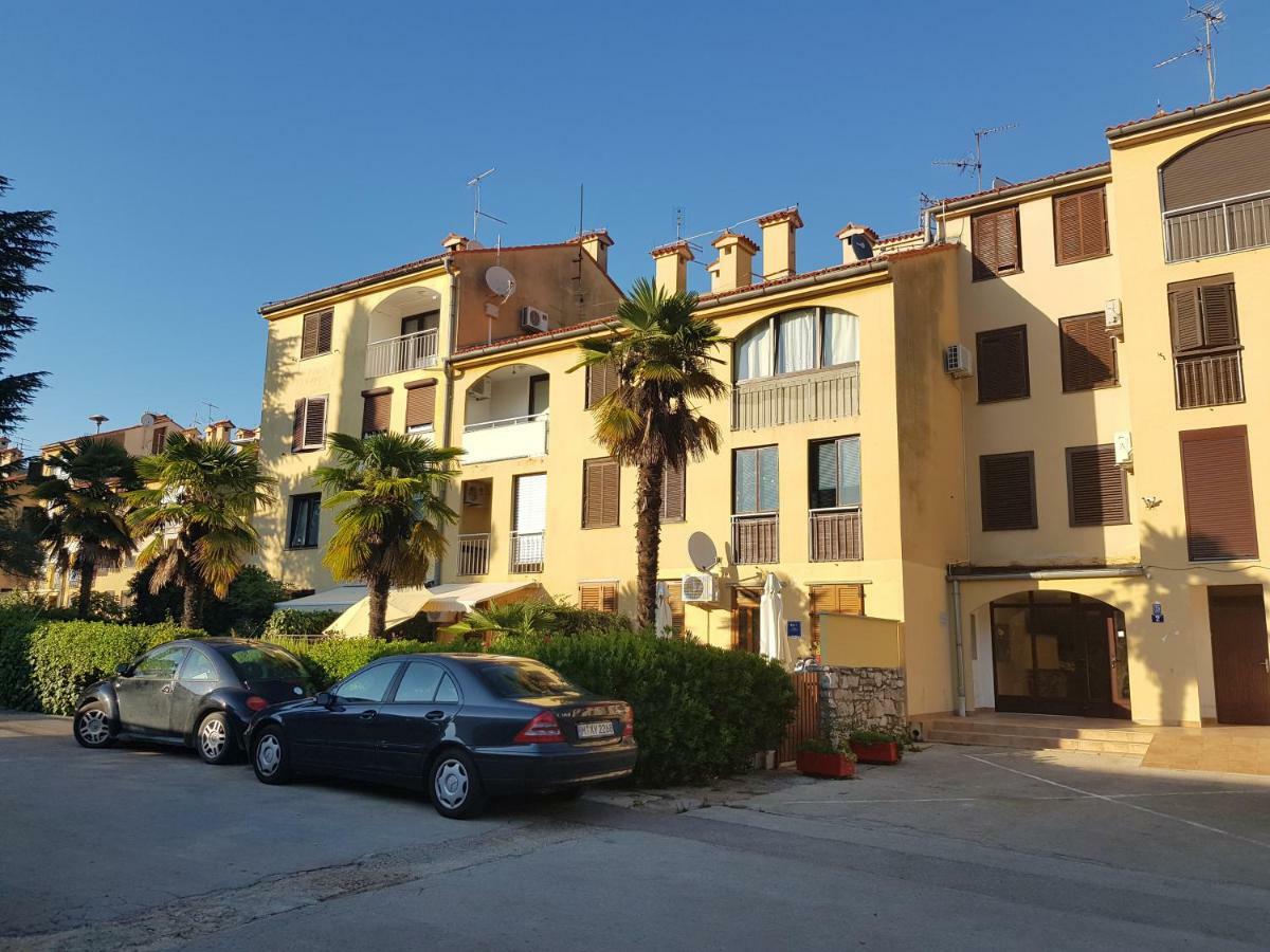 Appartamento App Mirjana Novigrad Istria Esterno foto